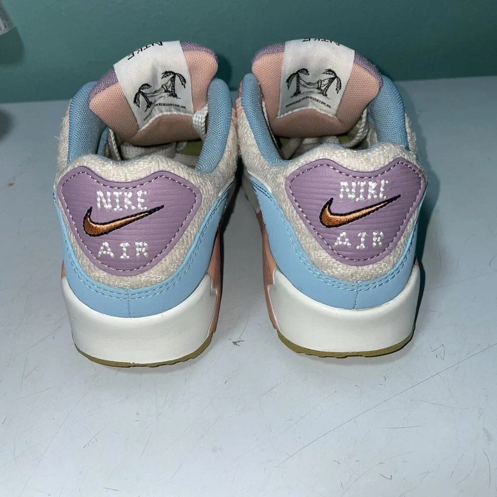Size 7 womens - Nike Air Max 90 Sun Club